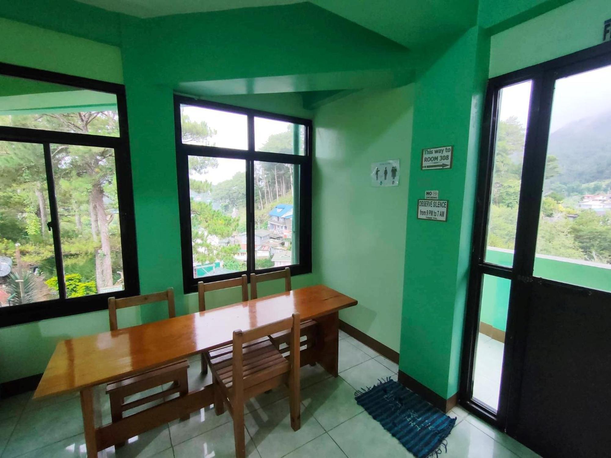 Shamrock Tavern Sagada Exterior photo