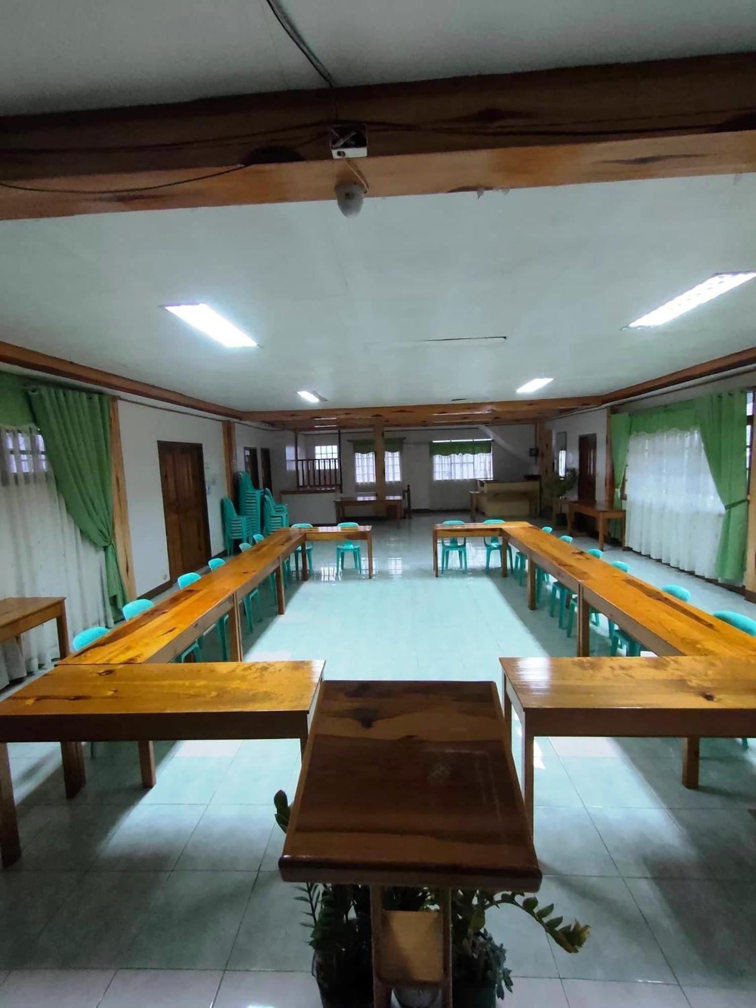 Shamrock Tavern Sagada Exterior photo